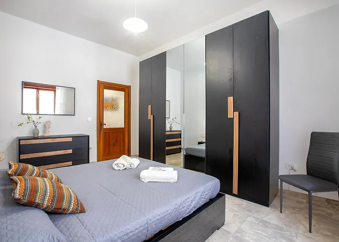 Sandlight - Vicino Alle Spiagge, 6 Posti Letto Apartment